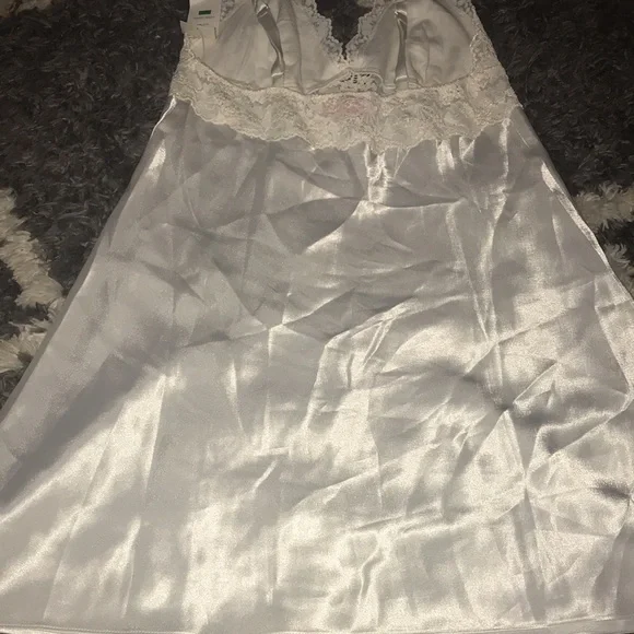 Oscar de la renta lingerie sz l NWT - Picture 3 of 5